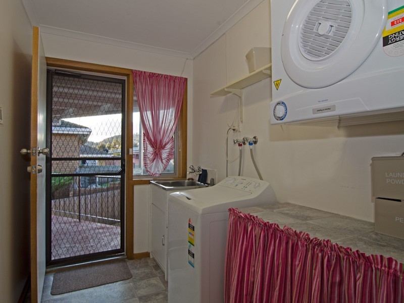 77 Tilanbi Street, Howrah TAS 7018