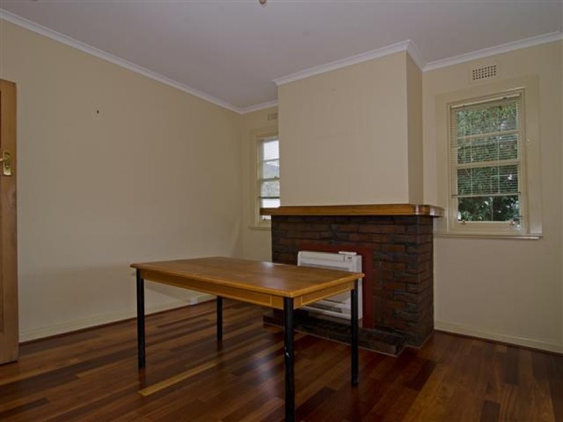 16A Cuthbert Avenue, Lenah Valley TAS 7008