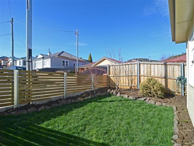 16A Cuthbert Avenue, Lenah Valley TAS 7008