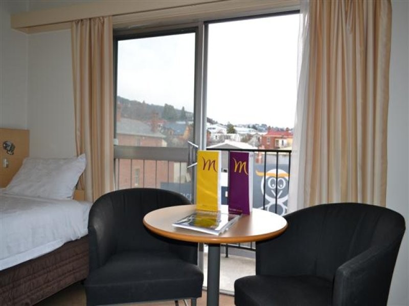 102/156 Bathurst Street, Hobart TAS 7000