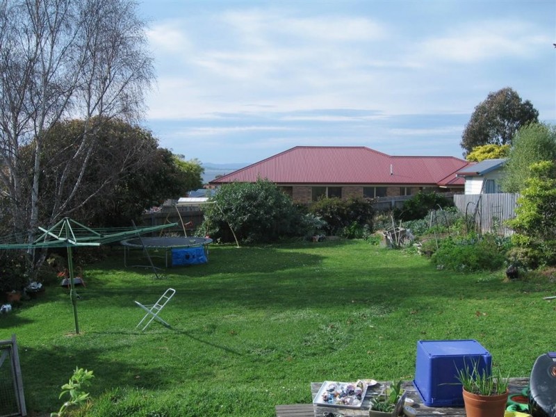 168 Roslyn Avenue, Blackmans Bay TAS 7052