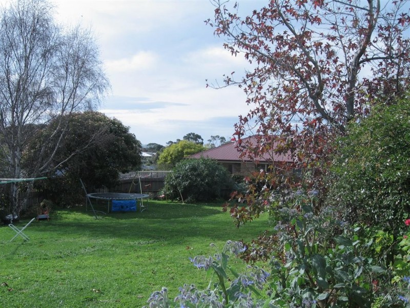 168 Roslyn Avenue, Blackmans Bay TAS 7052