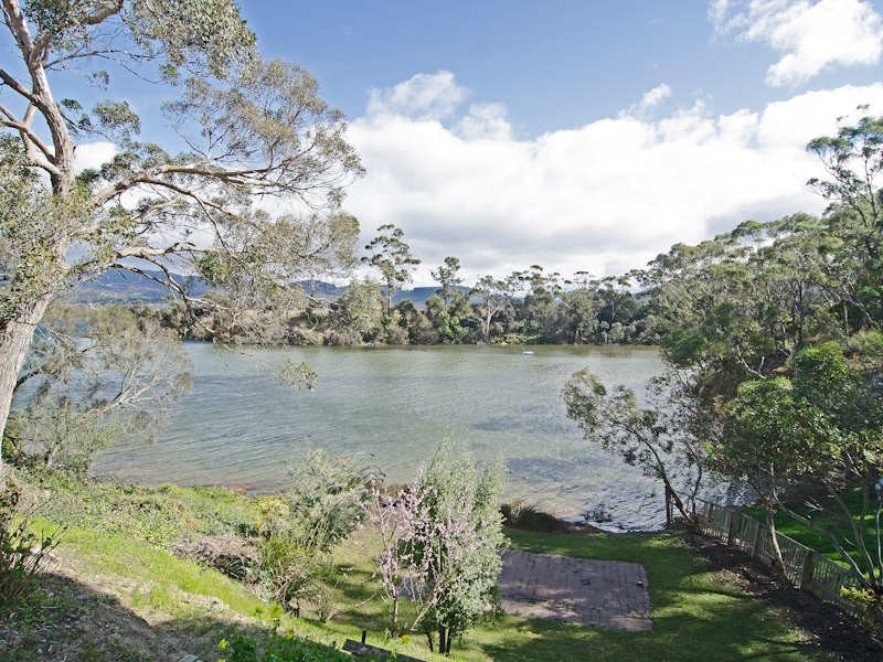 283 Howden Road, Howden TAS 7054