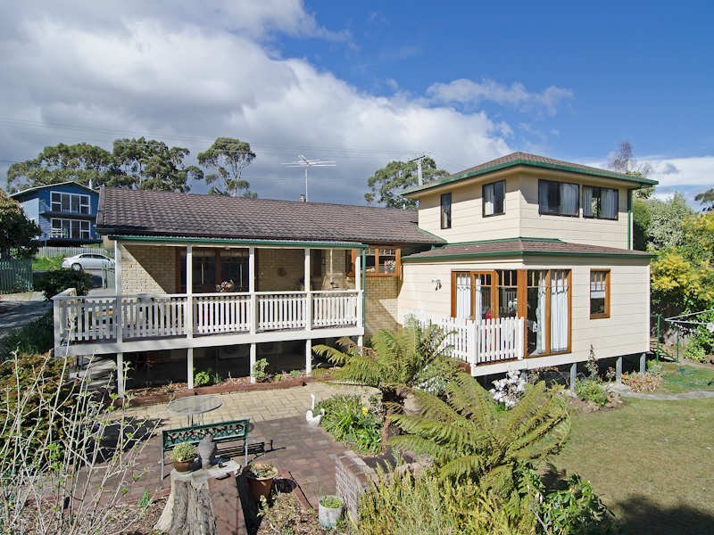 283 Howden Road, Howden TAS 7054