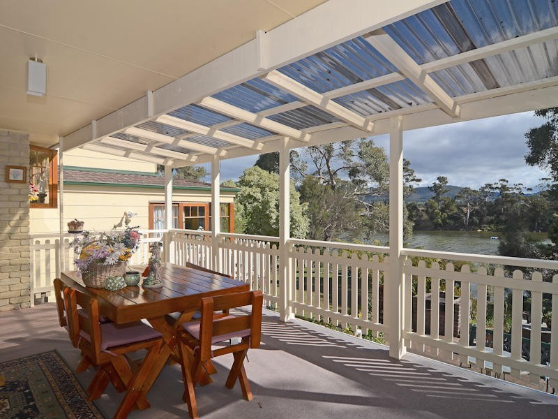 283 Howden Road, Howden TAS 7054