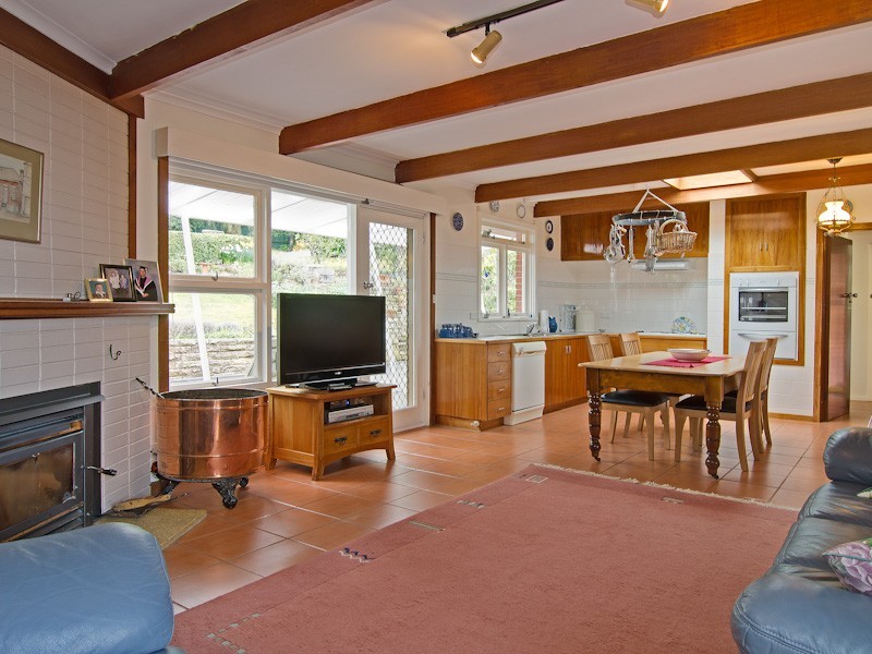 56 Waverley Street, Bellerive TAS 7018