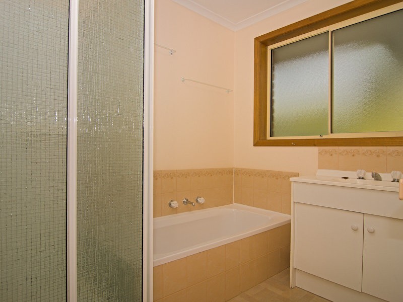 2/30 Saunders Crescent, South Hobart TAS 7004