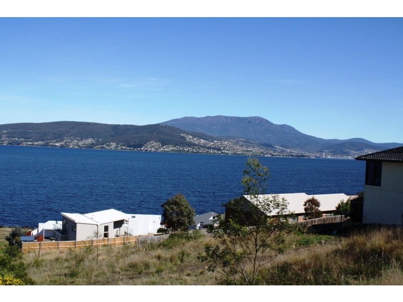 963 Oceana Drive, Tranmere TAS 7018