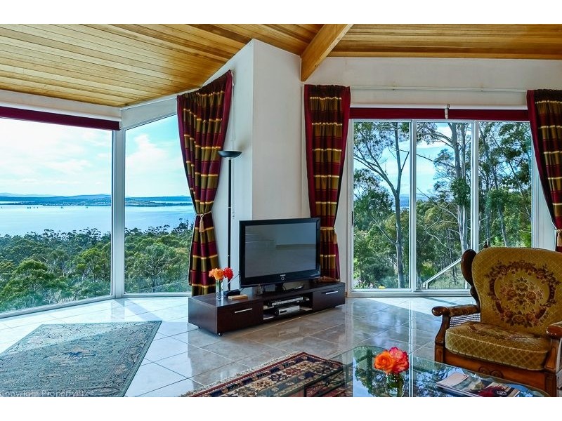 175 Tinderbox Road, Tinderbox TAS 7054