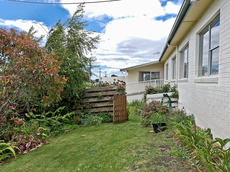 1 Weerona Avenue, Mount Stuart TAS 7000