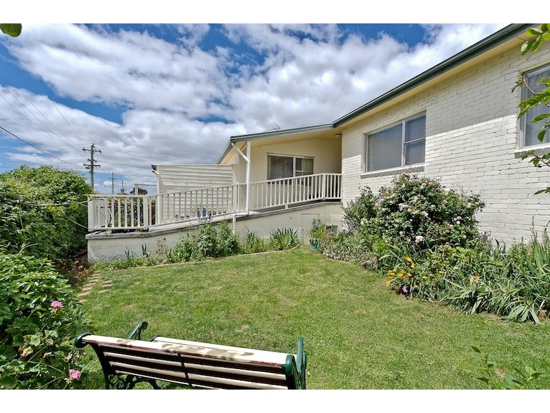 1 Weerona Avenue, Mount Stuart TAS 7000