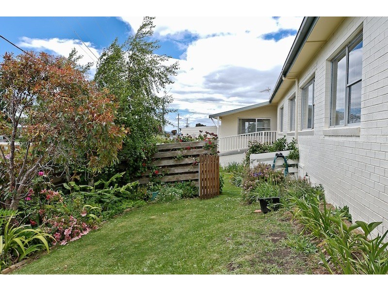 1 Weerona Avenue, Mount Stuart TAS 7000