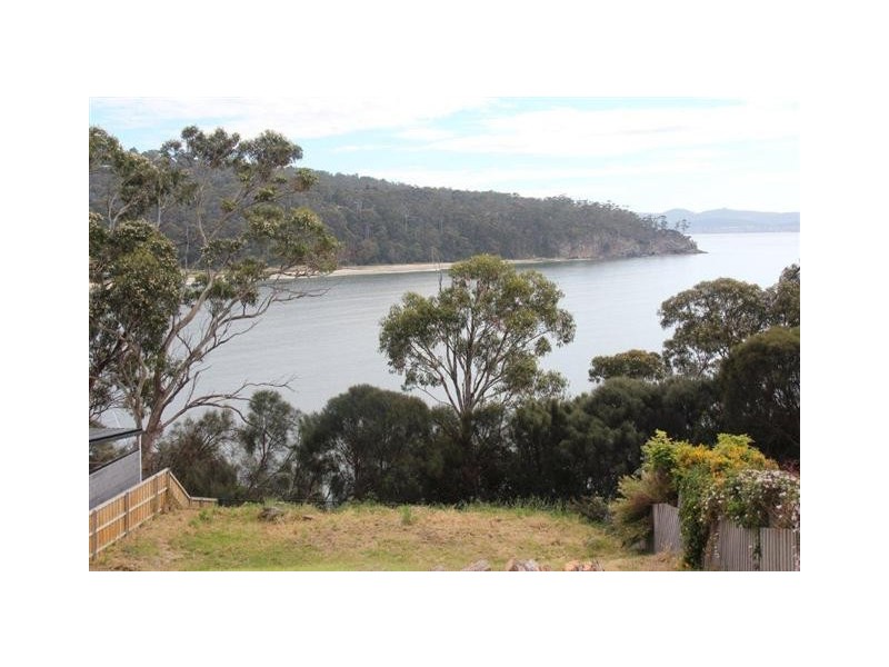 45 Nicholas Drive, Kingston Beach TAS 7050