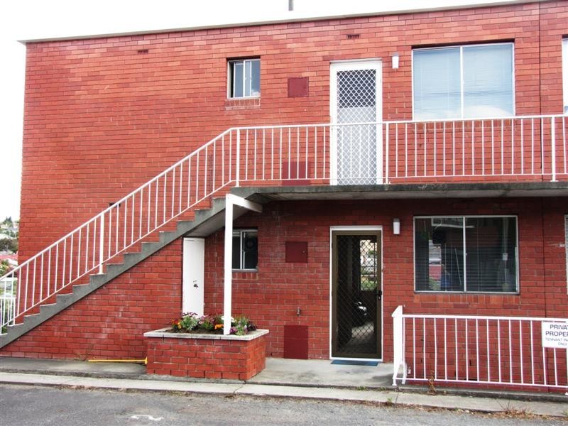 2/104 New Town Road, New Town TAS 7008