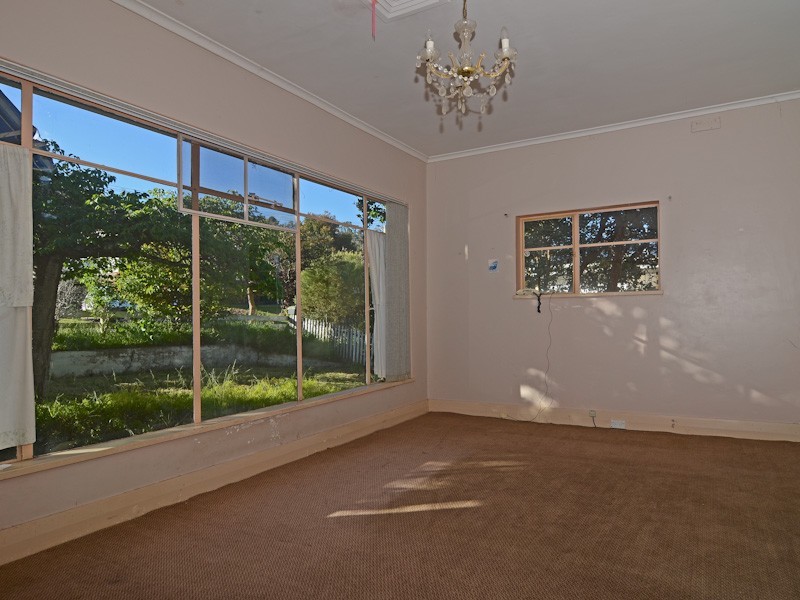 24 Jenkins Street, Taroona TAS 7053