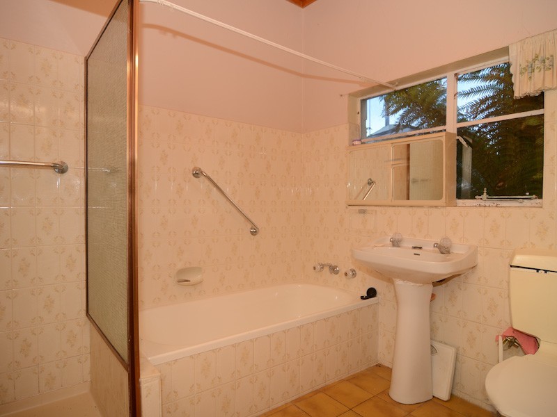 24 Jenkins Street, Taroona TAS 7053