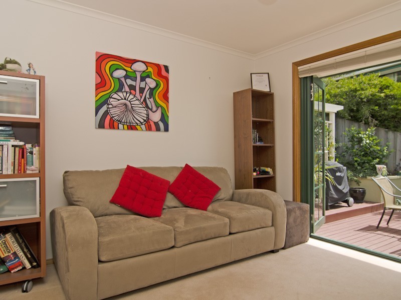 2/8 Fielding Drive, West Hobart TAS 7000