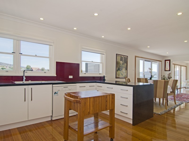 3 Quamby Avenue, Sandy Bay TAS 7005