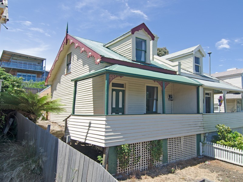 121 Brooker Avenue, Glebe TAS 7000