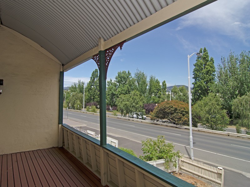 121 Brooker Avenue, Glebe TAS 7000