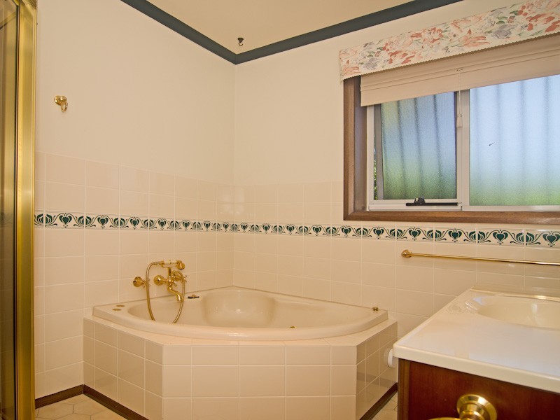 86 Elinga Street, Howrah TAS 7018