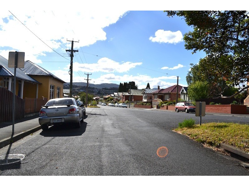 14 Pedder Street, New Town TAS 7008