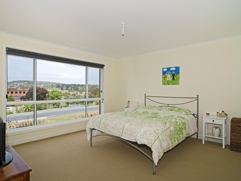13a Willowbend Road, Kingston TAS 7050