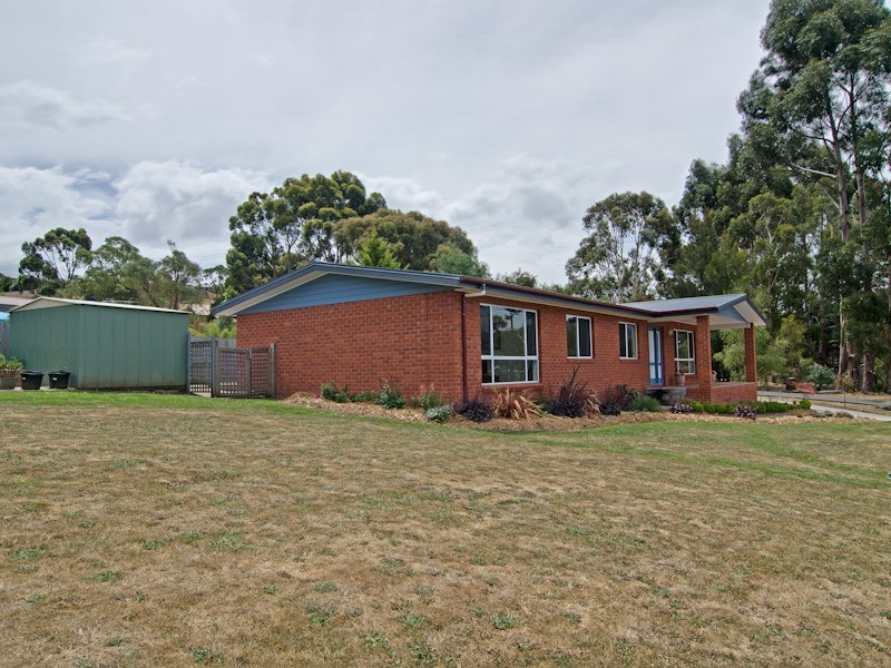13a Willowbend Road, Kingston TAS 7050