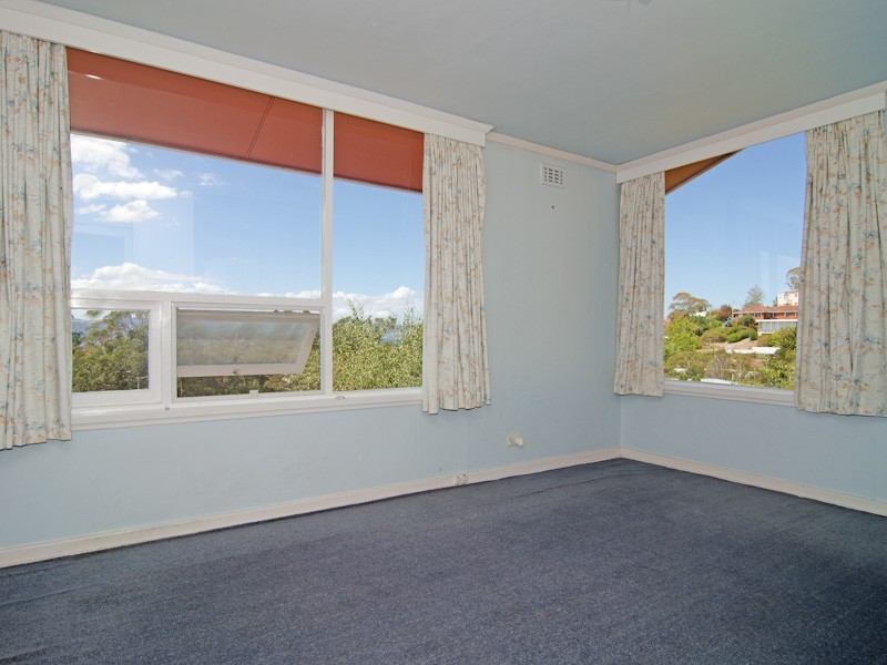 6 Goodhart Place, Sandy Bay TAS 7005