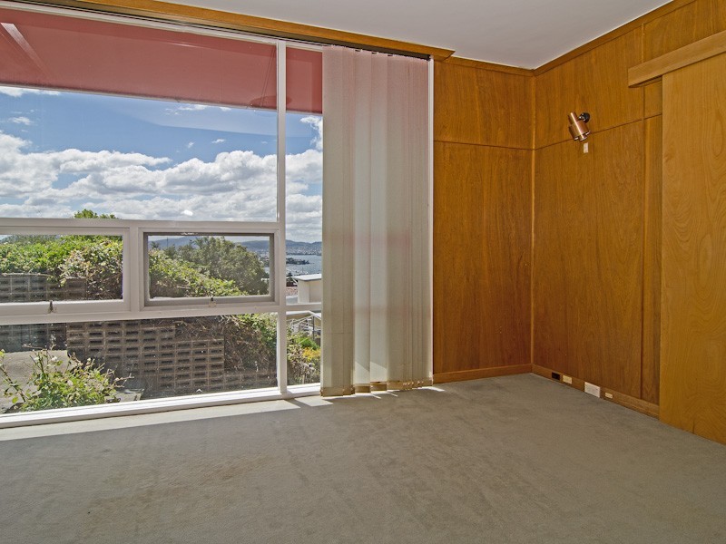 6 Goodhart Place, Sandy Bay TAS 7005