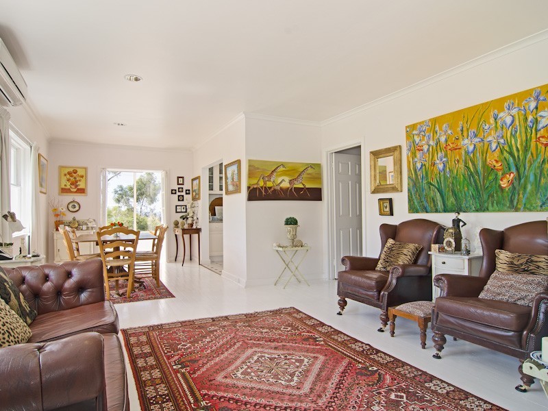 123 Channel Highway, Taroona TAS 7053
