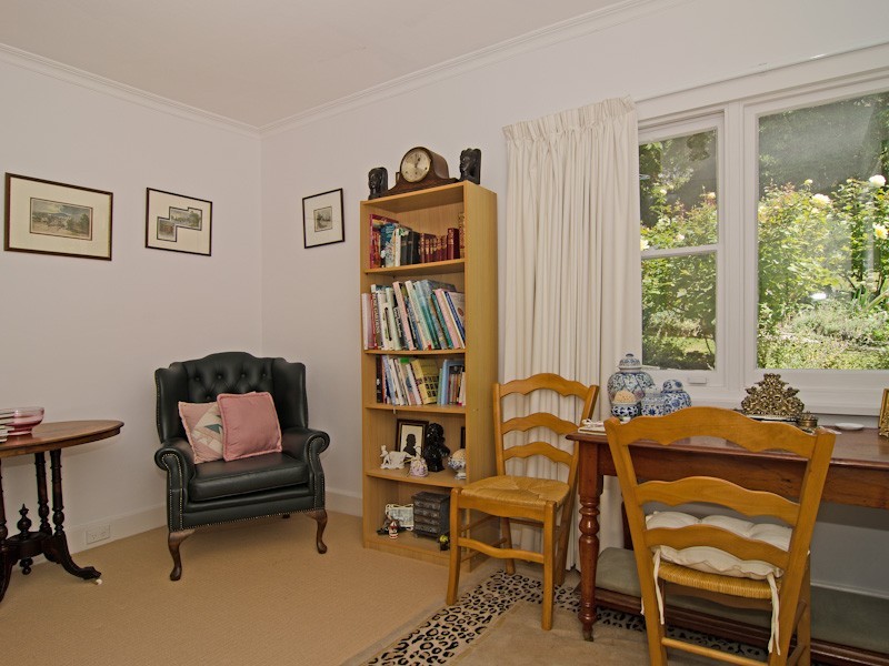 123 Channel Highway, Taroona TAS 7053
