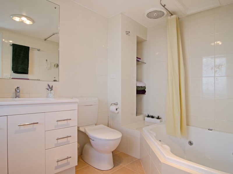 1/455 Churchill Avenue, Sandy Bay TAS 7005