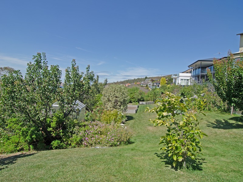 71 Fisher Avenue, Sandy Bay TAS 7005