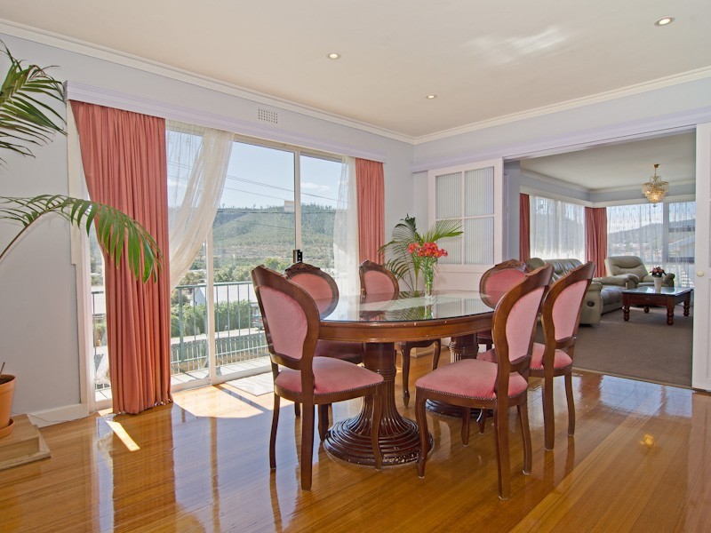 249 Cambridge Road, Warrane TAS 7018