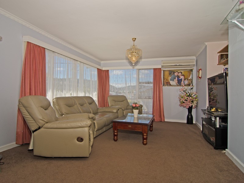 249 Cambridge Road, Warrane TAS 7018