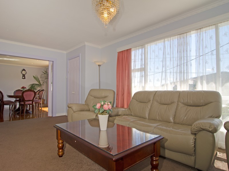 249 Cambridge Road, Warrane TAS 7018