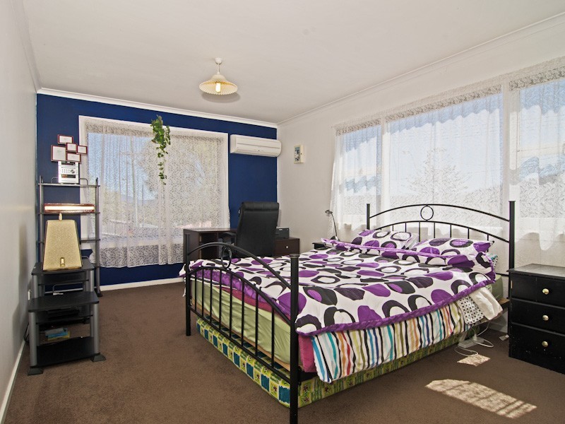 249 Cambridge Road, Warrane TAS 7018