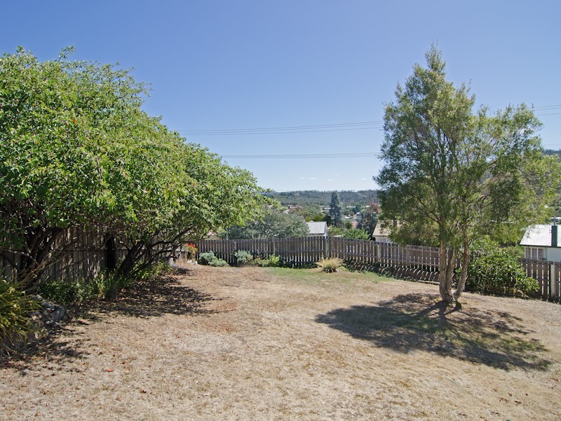 249 Cambridge Road, Warrane TAS 7018