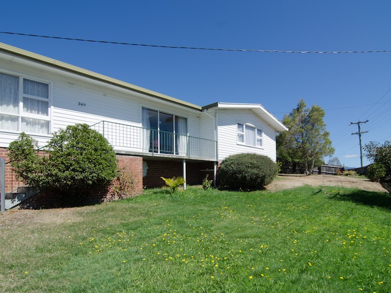 249 Cambridge Road, Warrane TAS 7018
