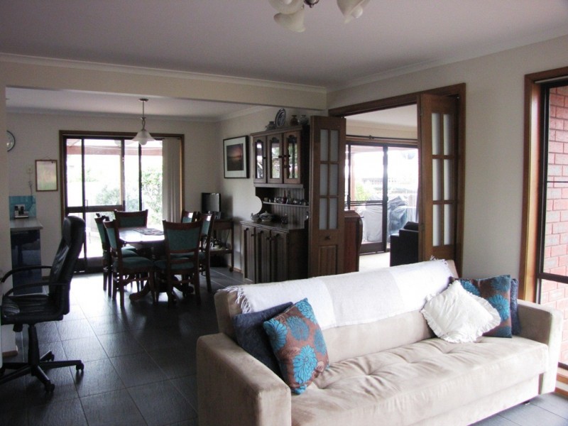5 Mannata Street, Lauderdale TAS 7021