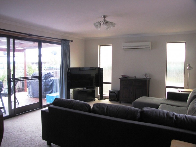 5 Mannata Street, Lauderdale TAS 7021