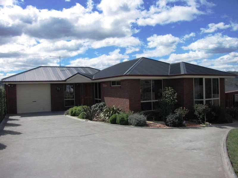 32 Hance Road, Howrah TAS 7018
