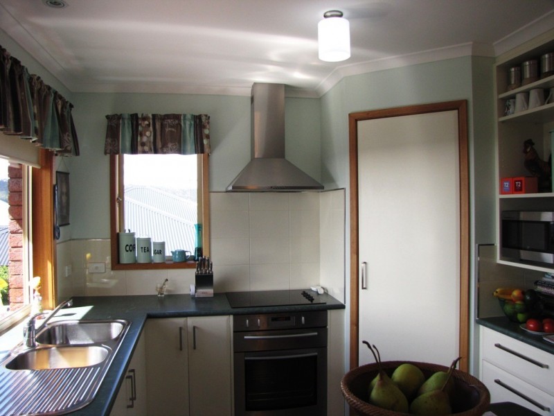 32 Hance Road, Howrah TAS 7018