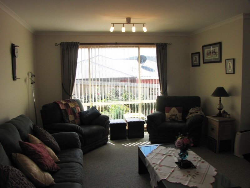 32 Hance Road, Howrah TAS 7018