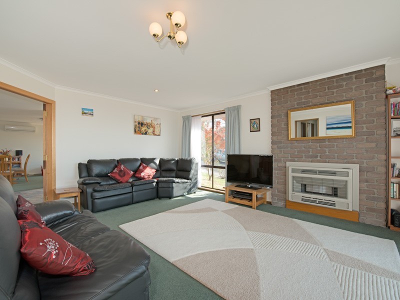 2 The Summit, Blackmans Bay TAS 7052