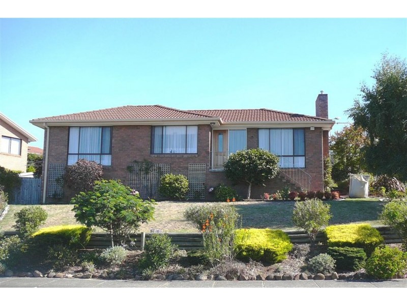 2 The Summit, Blackmans Bay TAS 7052