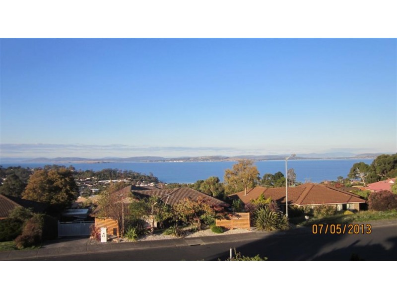 2 The Summit, Blackmans Bay TAS 7052