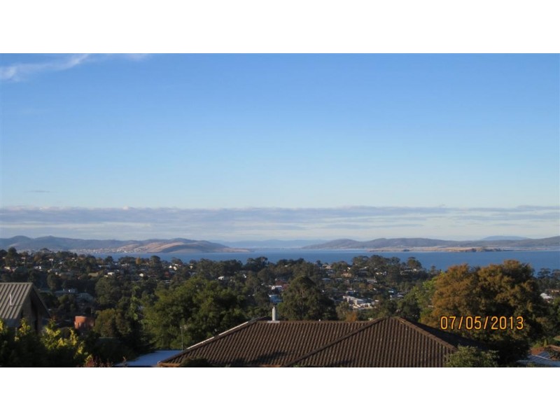 2 The Summit, Blackmans Bay TAS 7052