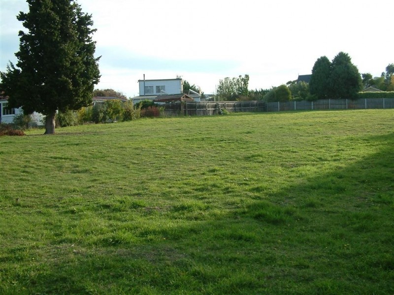 30 Powell Road, Blackmans Bay TAS 7052